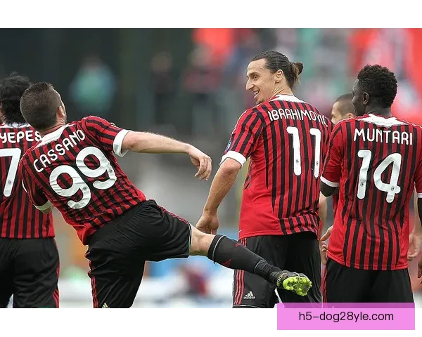 卡萨诺怒批尤文判罚双标行径吧